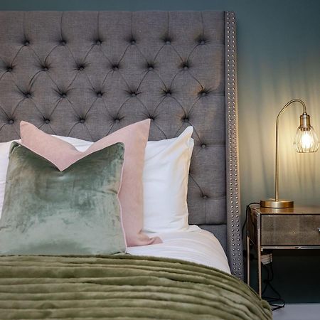 Dragon Suites - City Centre 2 Bed Luxury Mews House Edimburgo Exterior foto